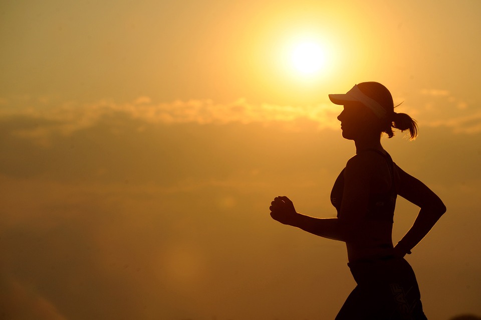 deporte chica running